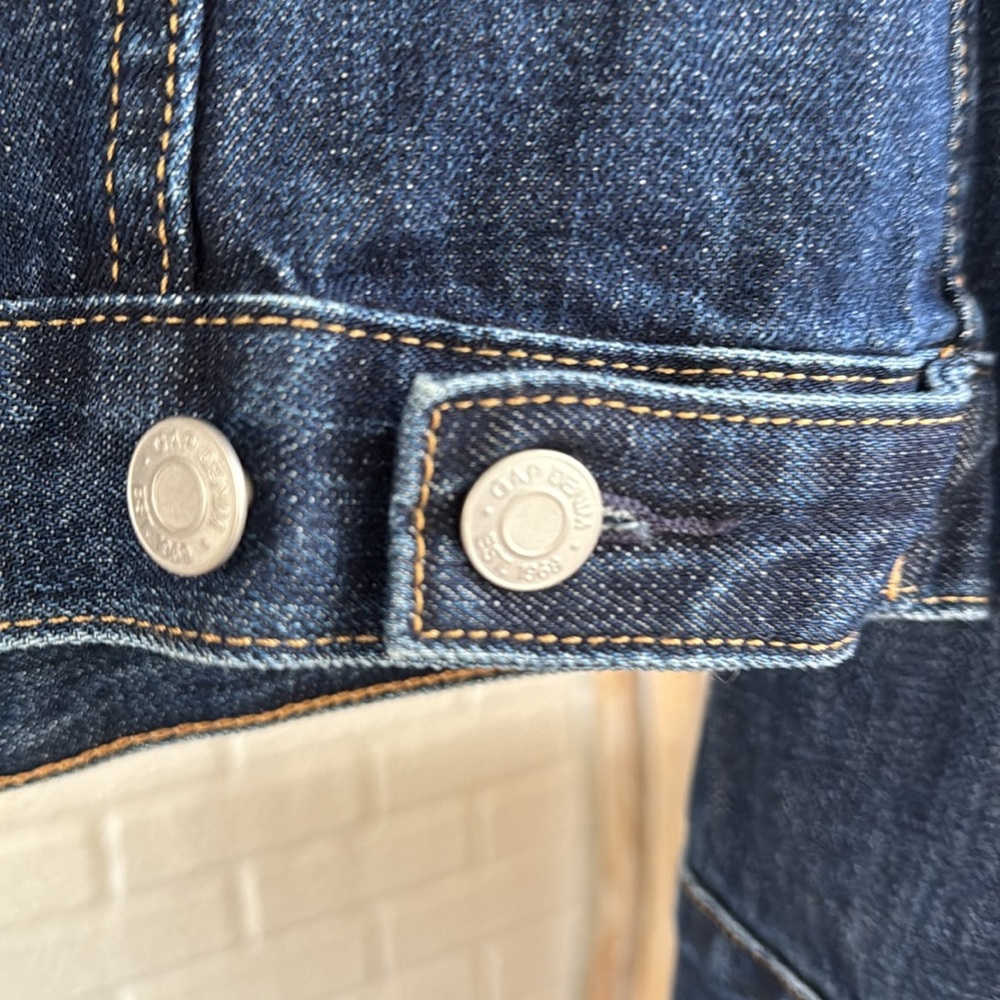 NWT Classic Gap Denim Icon Dark Wash Blue Jean Jacket Women’s Size Small - Picture 16 of 17